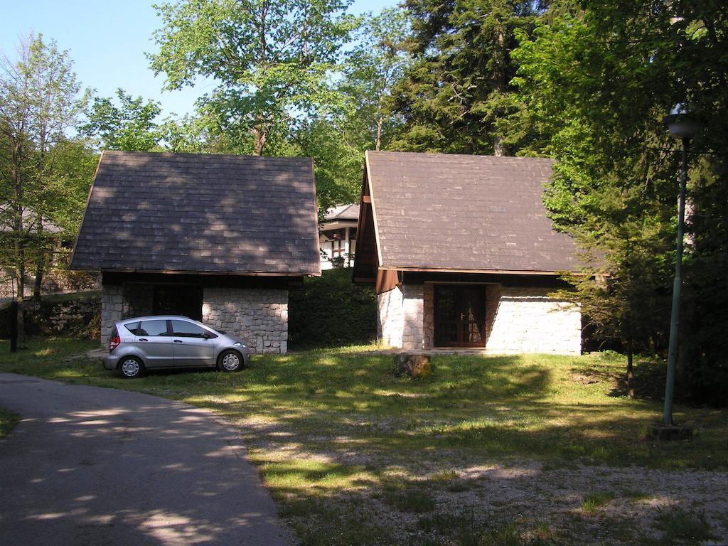 Camping Pivka Jama Postojna Bagian luar foto